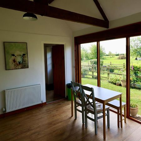 Tranquil And Cosy Cottage On The Somerset Levels Bridgwater Eksteriør billede
