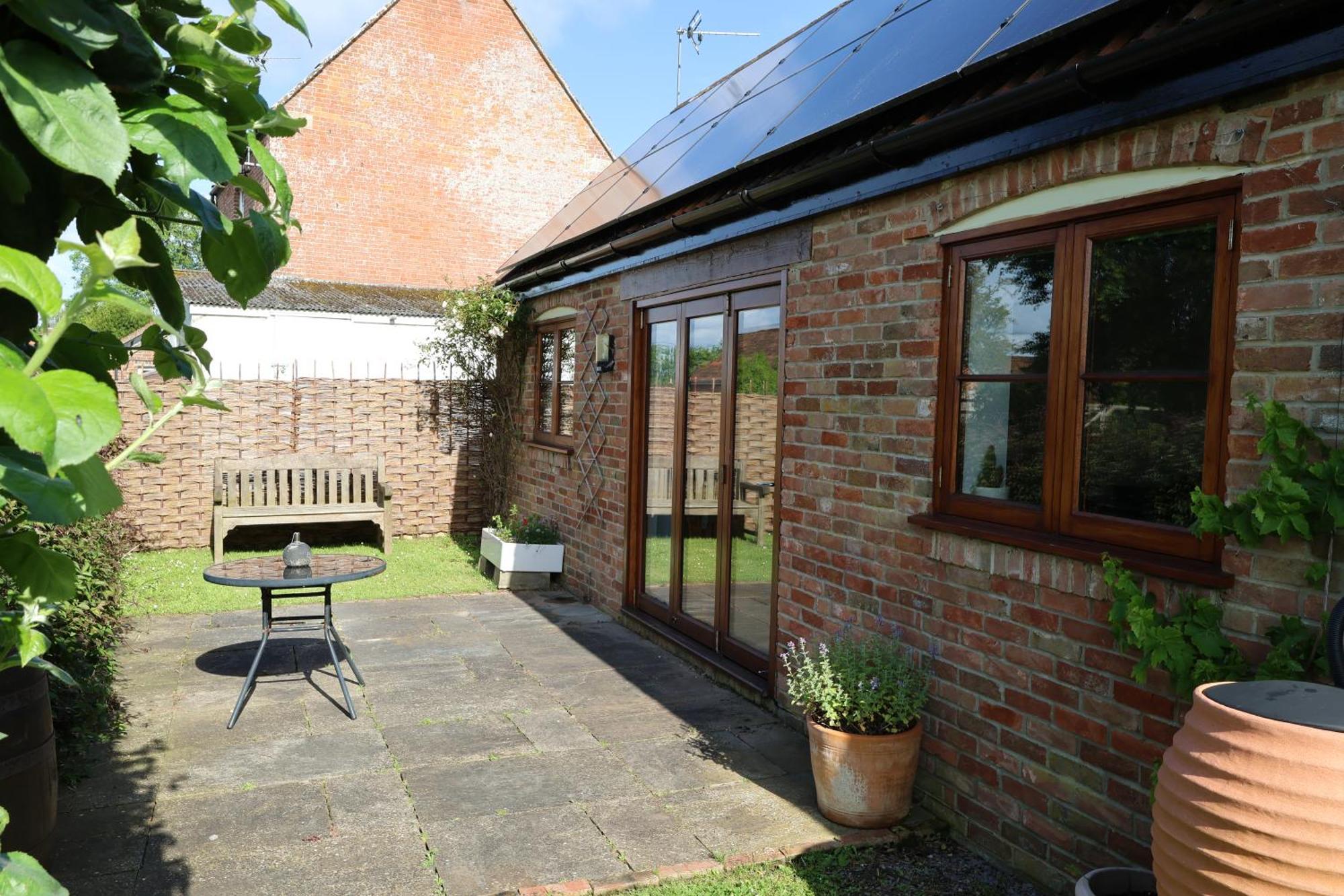 Tranquil And Cosy Cottage On The Somerset Levels Bridgwater Eksteriør billede